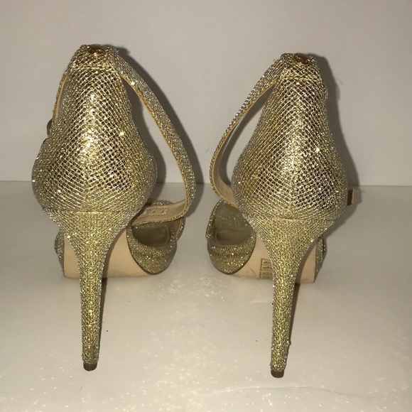 🌴 MICHAEL Michael Kors gold sandals - Picture 3 of 5